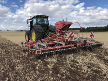 View image on Twitter