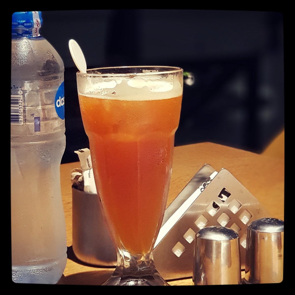 AlemAlaa's tweet photo. كوب قهوتي بارد هذا المساء،تماما كشعورك
#قهوتي #قهوة_المساء https://t.co/Uib0yUOoVK