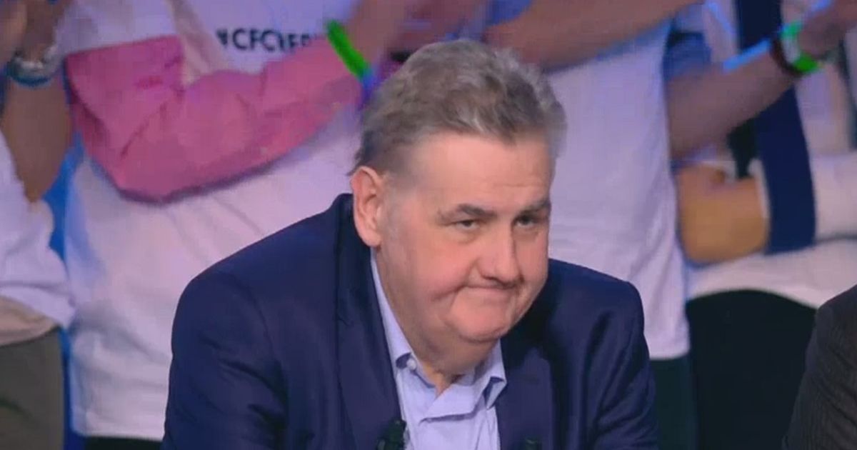 FADA2LOM's tweet photo. BALOTELLI n'est pas très bon dans cette première mi-temps.... https://t.co/SHcLmaltFo