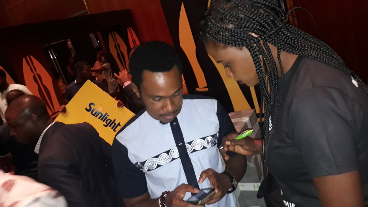 heritagebankplc's tweet photo. Our Octopus team onboarding new users at the AMVCA nominee's cocktail. Have you downloaded Octopus? Join the train and experience #ANewWay of doing everything.
.
.
#Octopus #IntelligentEverywhere #ANewWay #HeritageBank https://t.co/vLRisYkX2V