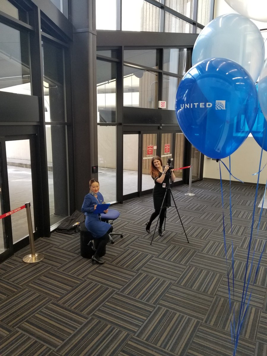 Aisle_Smile's tweet photo. #UAIFSbaseIAH Image Excellence day in the crew room.  #BeingUnited @weareunited https://t.co/UJPN1TNShH