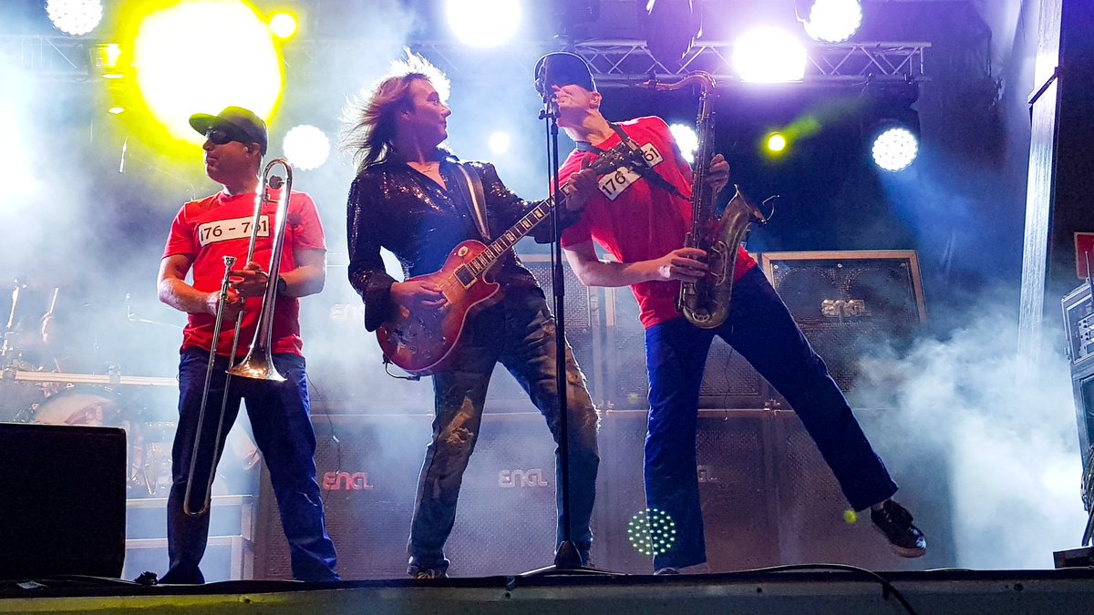 Tämä kesä on todellakin ollut semmoinen kuin #Popeda lupasi, kuuma. Mutta kuitenkin liian lyhyt. <a href="/CostiPopeda/">Costi Hautamäki</a> #iisalmi #runnirock #kesäläheneeloppuaan #kuumakesä