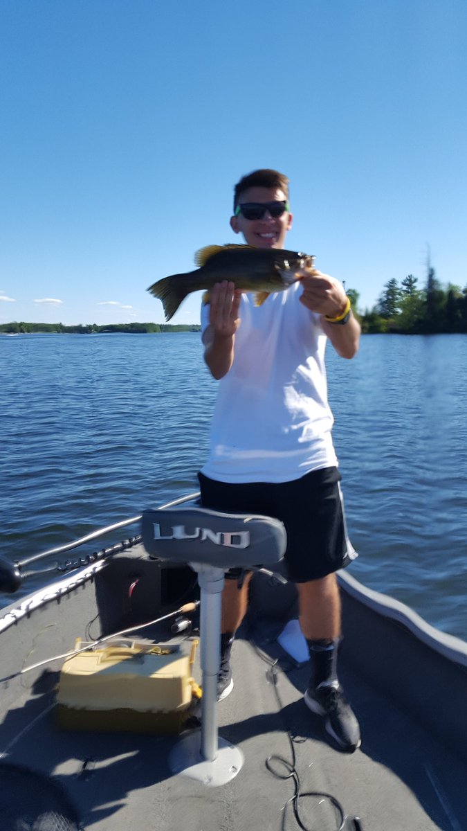 comdent's tweet photo. Beautiful weather, Canadian lake, smallmouth fishing with son; doesn't get much better https://t.co/XgeNWiqi6P
