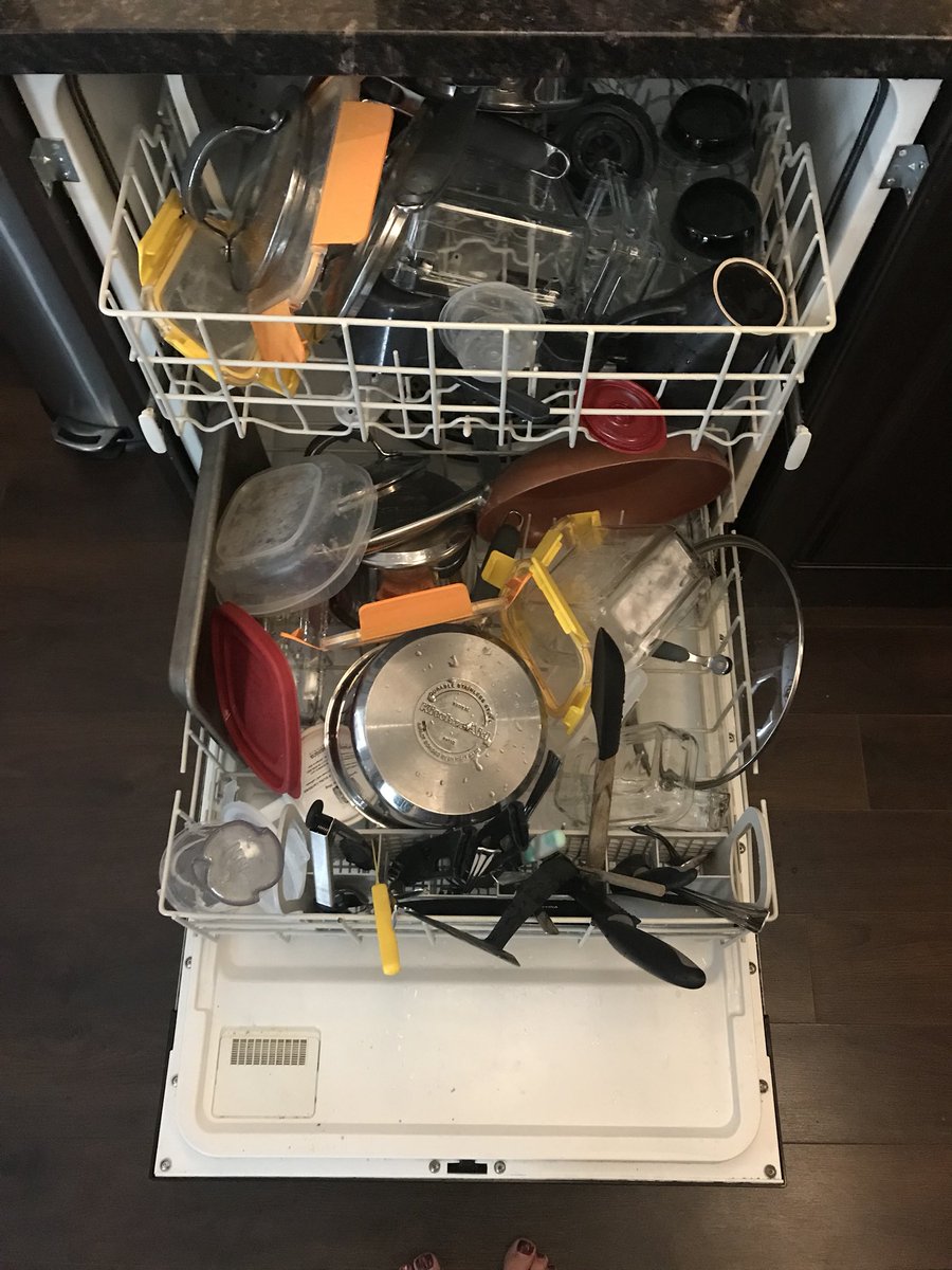 Elashtic's tweet photo. Now taking applications for a person to properly load my dishwasher. Preferably a male. Whose a model. Who speaks Spanish. And hates t-shirts. https://t.co/u5SbkaXk75