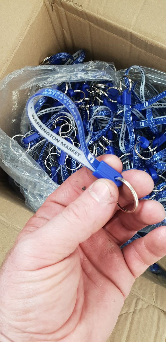 moransrepairs's tweet photo. New batch of branded key loop keyrings arrived. Free with all keys cut with us or if you just fancy showing some love and supporting the business grab one for free and stick it on your keys 😁😁😁😁 @warringtonmkt https://t.co/rRRsEyjDhY