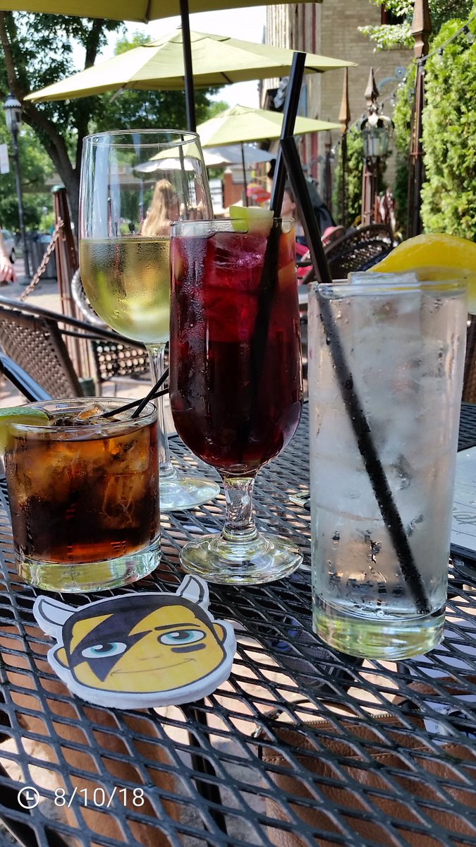 DrunkJonKriesel's tweet photo. HAPPY HOUR STARTS NOW!!!!
#ASTERCAFE https://t.co/RosKOYWPBO