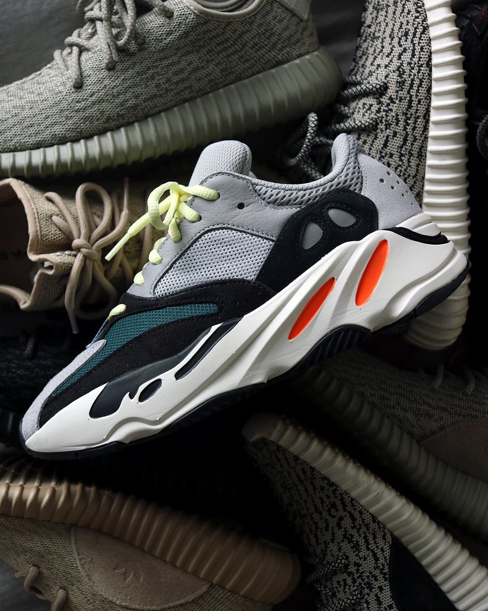 Wave Runner Yeezy Boost 700, rumored 