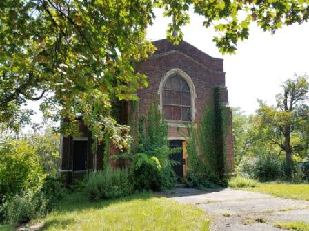 HistoricBoston's tweet photo. Follow HBI as we make plans for rehabilitating St.Luke's Chapel and Ionic Hall. Read all about the plans and obstacles in this new blog post: https://t.co/uNG5JAZbHi #historicpreservation #bostonbuildings https://t.co/l2drkfGQZu