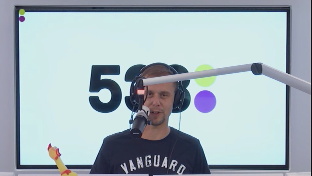 sonjamulder's tweet image. Nu op @538 @arminvanbuuren en @rubenderonde  met een nieuwe @asot  #ASOTIbiza2018 special #ASOT876 #TV538