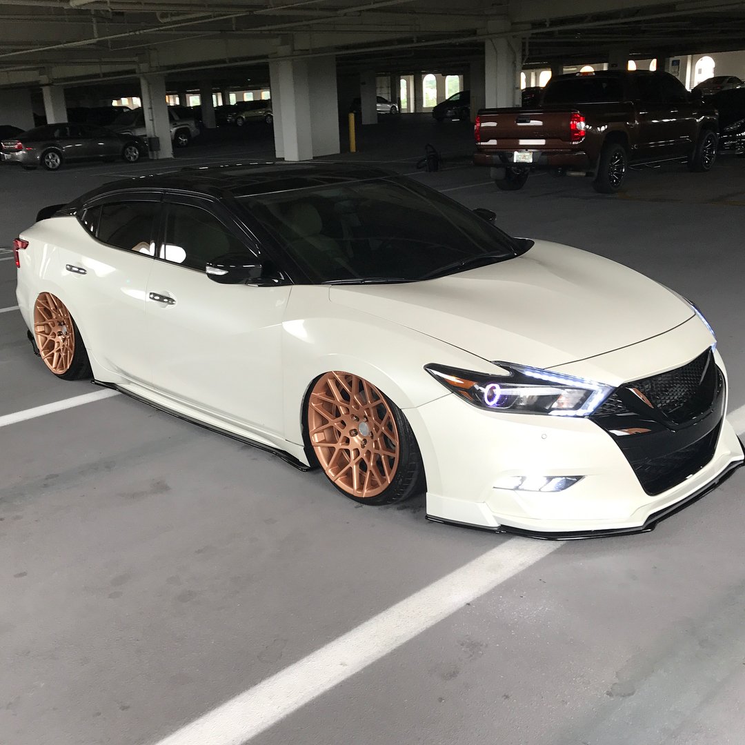 STILLEN's tweet photo. Ready for the weekend! 💯🇺🇲😁👍😍
#stillen #madeinusa #teamstillen #stillenexteriorstyling #nissan #maxima #nissanmaximaa36 #splitter #bagged #cleanaf
🚗: IG@jr_1118
#stillen #8thgenerationmaxima #nissanmaxima2016 #maxima2016 #rennenwheels #airlift #d2suspension https://t.co/oA0TpxoS9H