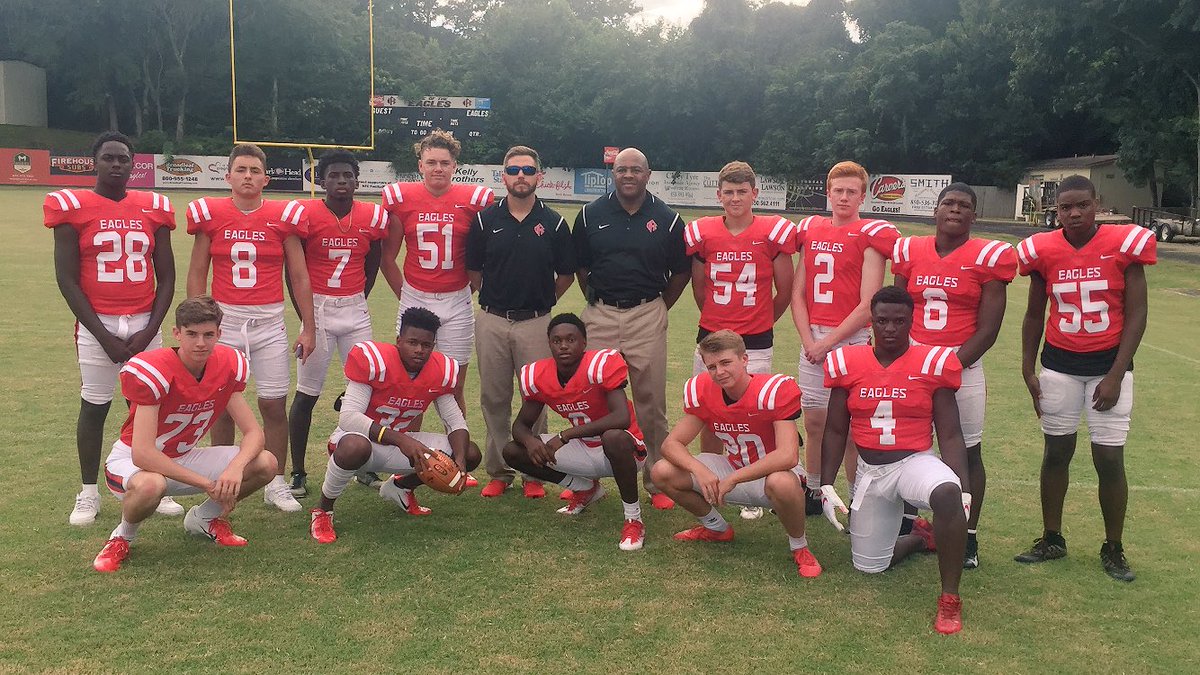 CoachBraswell1's tweet photo. You and Yours Vs Me and Mine 💯😈@NFC_Football #LBfactory https://t.co/Qf2MsYXxlE