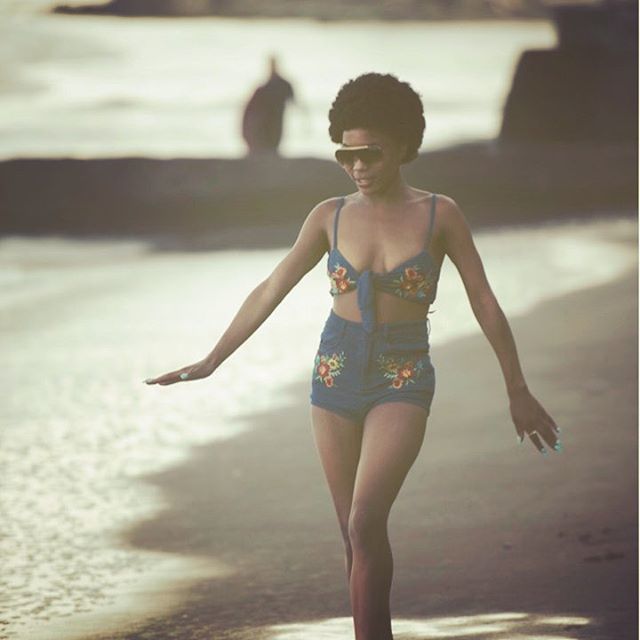 Lucky420s's tweet photo. She danced to the rhythm of the crashing waves.
.
.
.
.
#the420force #staylifted #relaxitslegal #nocannabisshame #weedstagram #weed #goodvibes #californiacannabis #70svibe #70sswagger #herbalmedicine #connect #cannabisculture #cannacigarettes #getlucky42… https://t.co/FsHDc3R2rI https://t.co/b3fvbOzaPO