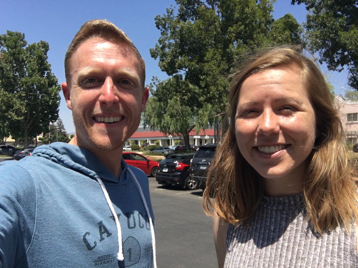 SeligSLB's tweet photo. SLB Alumni in the Bay! The family only gets stronger after graduation. CC: @C_C_Miller @ohmydarlington #ASUSLB #SLBAlumni https://t.co/G6x6ZNz2vQ
