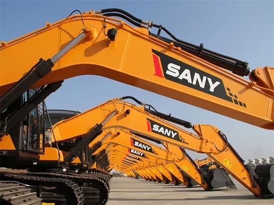 carolinekere's tweet photo. Kwani #BulldozerSany hafanyi Kazi weekends ? #OshwalCentre #KenyaIsWorking ✔ https://t.co/TwryA0ZU1p