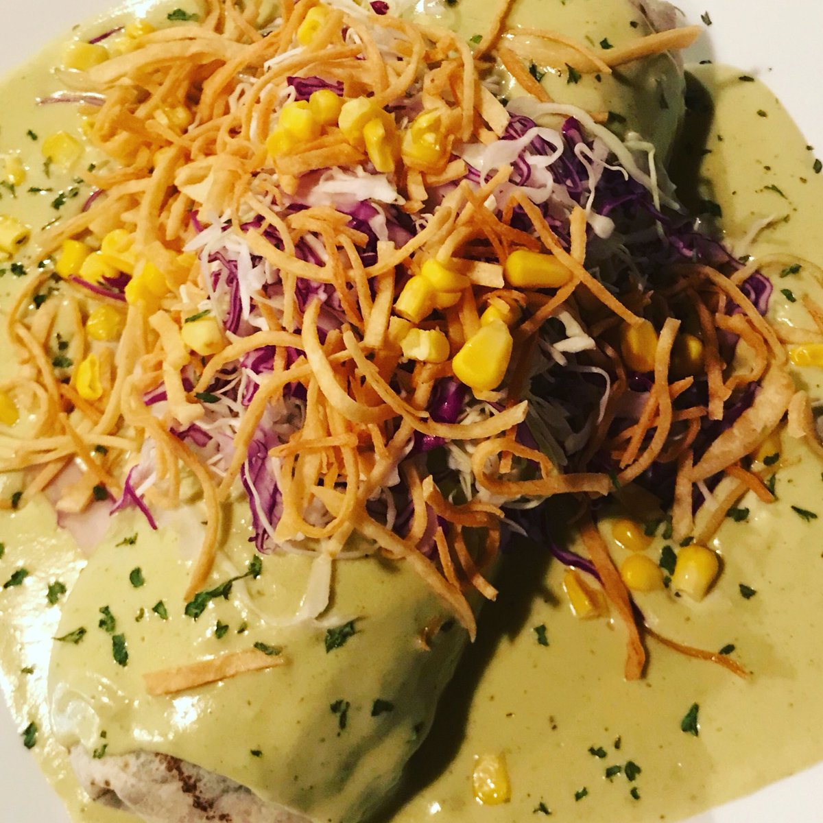 baggtavern's tweet photo. Weren’t able to make it for lunch today? Still need your #friyay #burrito fix?
No worries, we’ve got you covered!
#friyay #burritoloco #scratchmade #westsideeats #fridayspecials #justgetinhere https://t.co/wQfWpz3itF