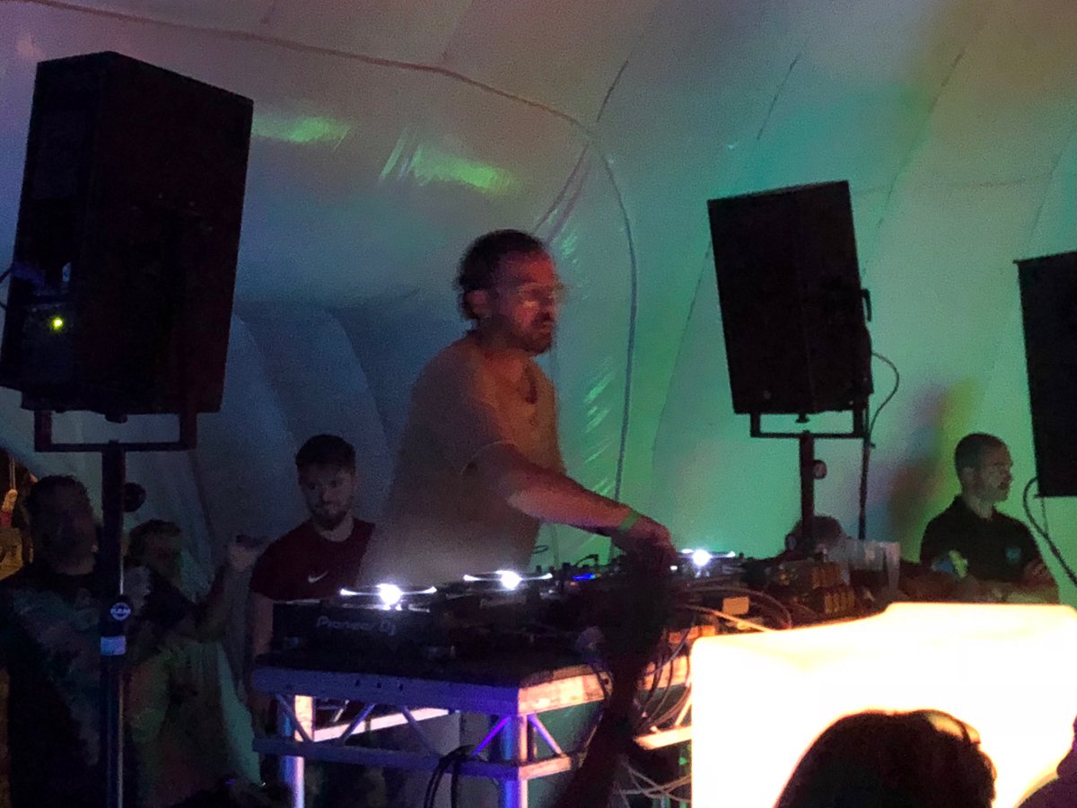 Thanks ⁦<a href="/RealJudgeJules/">Judge Jules</a>⁩ 

Still the best

#merakifestival #judgejules