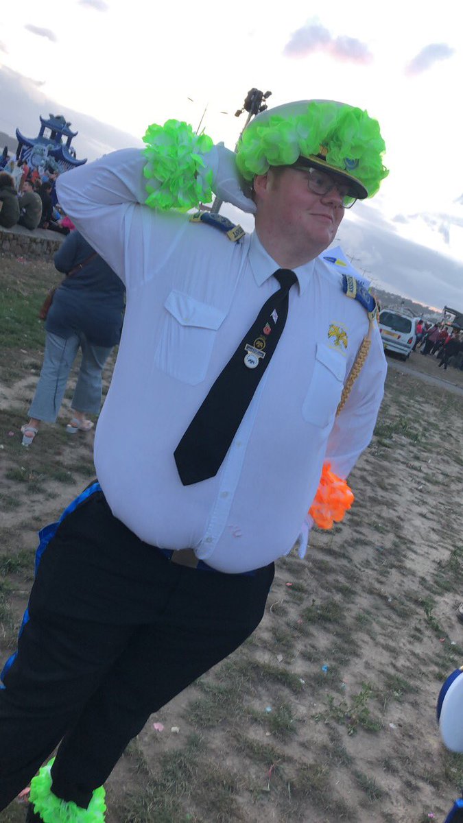 dolphinmarching's tweet photo. @BattleofFlower thankyou for having us again this year🇯🇪 looking forward to the return! 

The band in the parade spirit this year🙌🏼 #jerseyCI #DMBjersey2018 https://t.co/9mUV1RBzLW