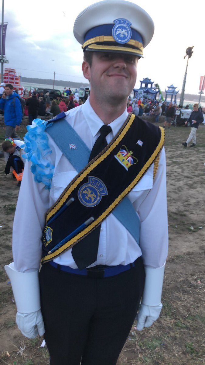 dolphinmarching's tweet photo. @BattleofFlower thankyou for having us again this year🇯🇪 looking forward to the return! 

The band in the parade spirit this year🙌🏼 #jerseyCI #DMBjersey2018 https://t.co/9mUV1RBzLW