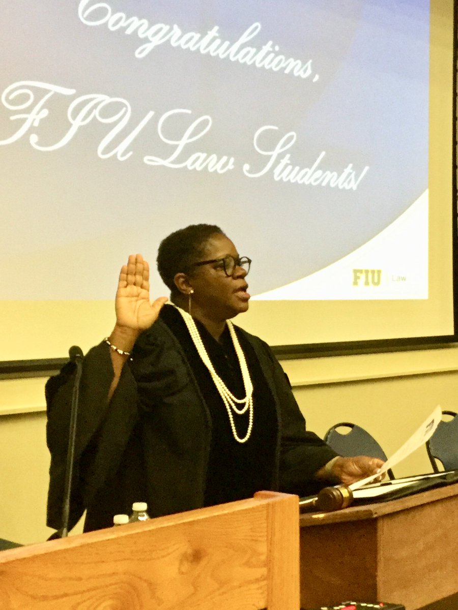 FIULaw's tweet photo. Senior Judge Phyllis Kotey gave the First-Year Pledge to our new #FIULaw students. We look forward to seeing you on Monday! #Orientation2018 https://t.co/gVchGrJYwG