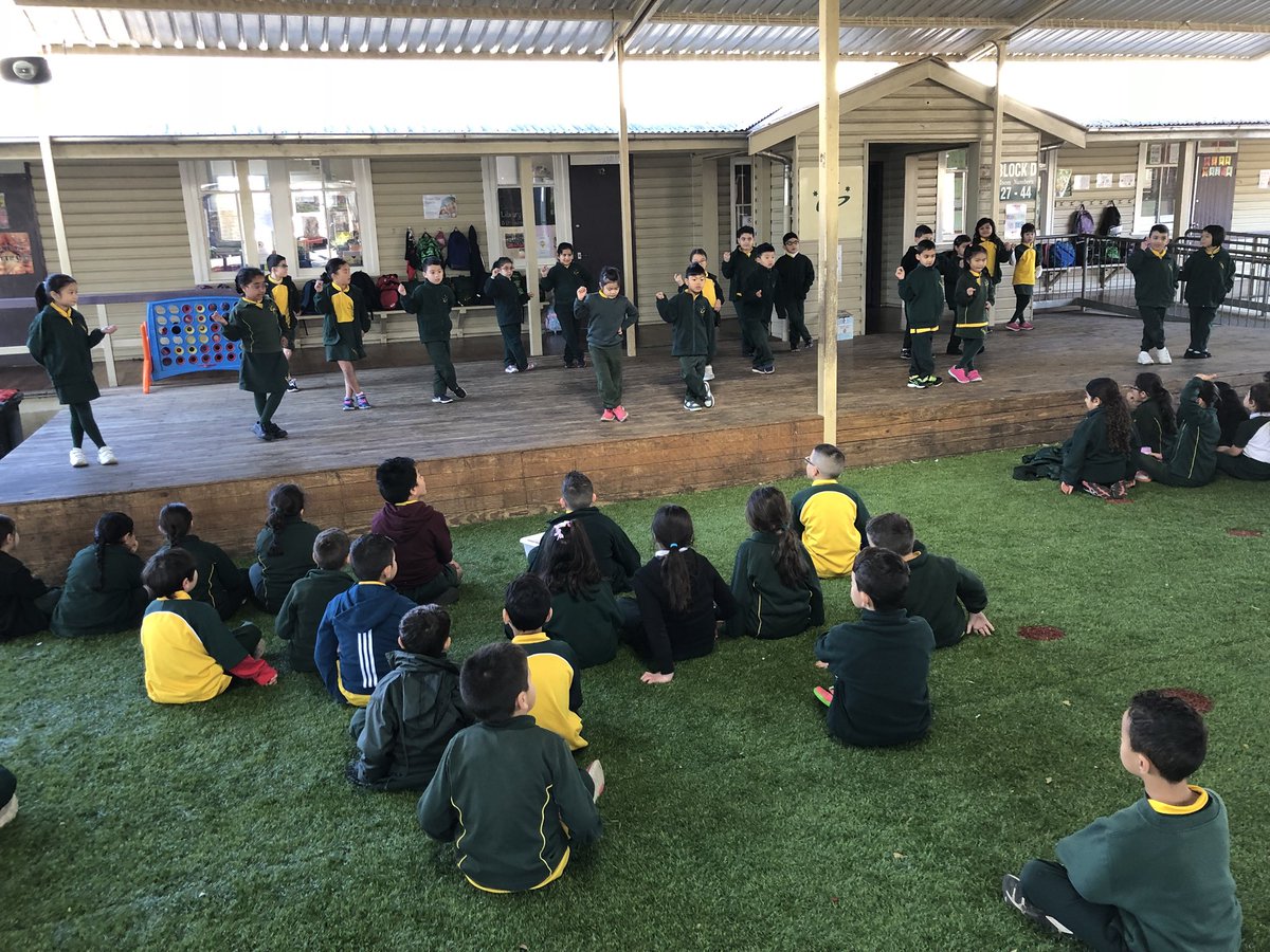 Only 2.5 weeks to go! <a href="/PsCondell/">CondellParkPS</a> have been busy rehearsing their performance for concert day! We cannot wait!! <a href="/amy_dixonn/">Amy Dixon</a> <a href="/missbeckers94/">Stephanie Beckers</a> <a href="/Miss_Henley12/">Miss Henley</a> @IordanidisMaria  🕺🏻💃🕺🏻💃👯‍♀️👯‍♂️