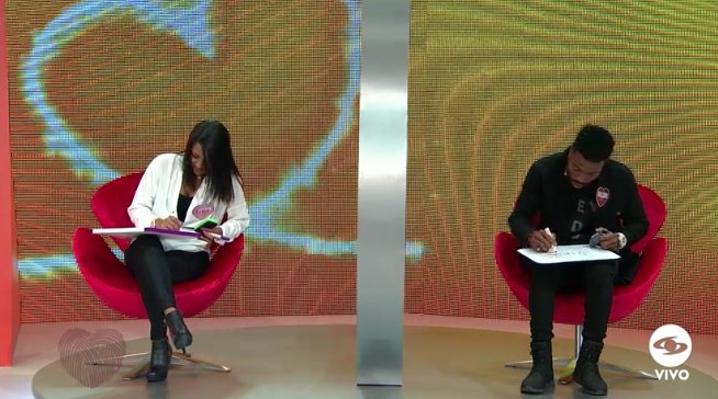 #EnamorándonosColombia
Ahora tenemos un empate de 4 parejas ¿cómo será el desempate? 😂
bit.ly/2xMd7O2