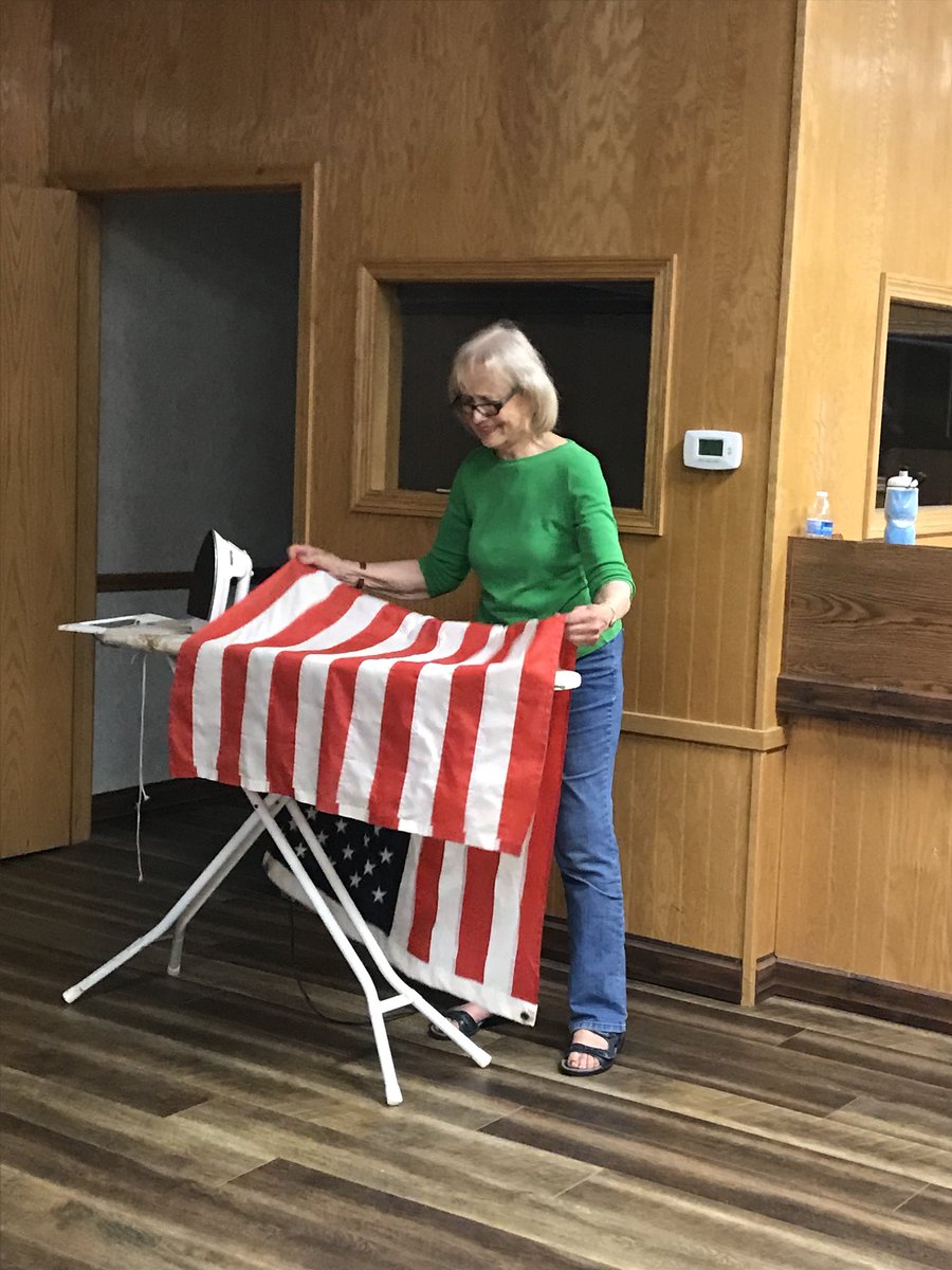 pat7848's tweet photo. Getting Crawford County Democratic Headquarters ready for the Blue Wave 🌊! @SenSherrodBrown @OhioDemocratic @Janet4OH https://t.co/WSYGHk3ZPs