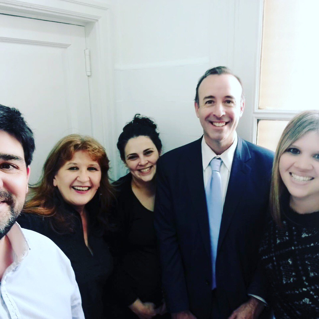 BeOneUp's tweet photo. Un placer terminar la semana con nuestros alumnos de @starkelabs y Grupo Infomedia. 😀
Gracias por la #confianza y el enorme #entusiasmo y #compromiso con las clases. 💪🏻❤️🙌
#AprenderJuntos #TogetherIsBetter @BeOneUp https://t.co/S3qFpGSdLq