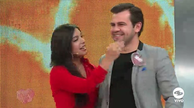 #EnamorándonosColombia
Mike tenía segundo nombre y no lo quiso decir 😂
bit.ly/2xMd7O2