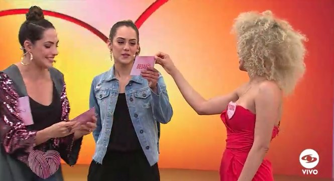 #EnamorándonosColombia
Yadira tiene que decir una frase y los amorosos deben adivinarla 😂
bit.ly/2xMd7O2