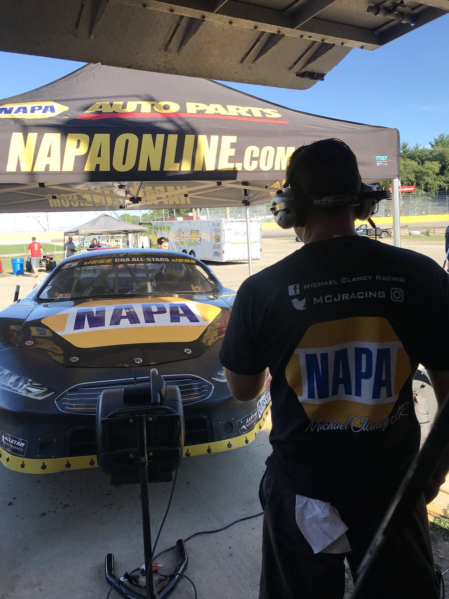 DuroByte_Moto's tweet photo. An evening of practice at Berlin Raceway to kick off our race weekend. Crew chief says Michael is doing awesome and making some good gains! Fine tuning the car and the driver to have a fast Napa Know How Ford Fusion for tomorrow night’s 100 lap race! https://t.co/wXEoC6malR