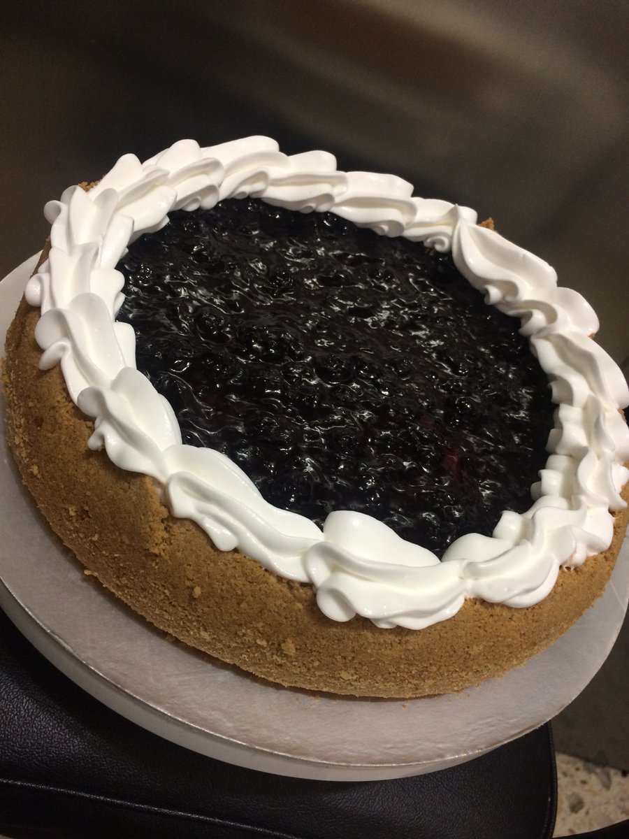 Tasnim42Tasnim's tweet photo. Un rico pedido de Cheesecake para esta tarde! #cdmx #cheessecake #df #mexico #narvarte @tasnim_elosman instagram https://t.co/x3wAnlH6l9