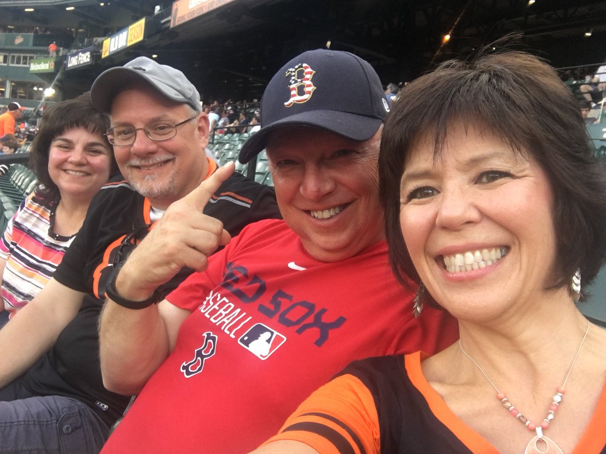 RJ_Chapdelaine's tweet photo. With @dabbler0621 Enjoying the evening out with colleagues and families @Orioles playing @RedSox https://t.co/ez4kdIF0My