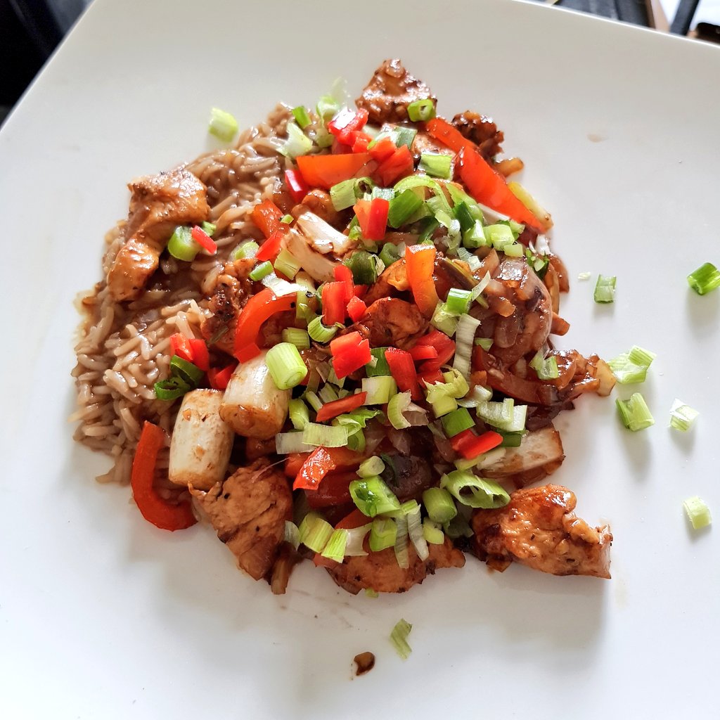 xeodus94's tweet photo. Merci Alex! #stirfry #spreaditlikebutter @FrenchGuyCookin https://t.co/OigcLeCwcq