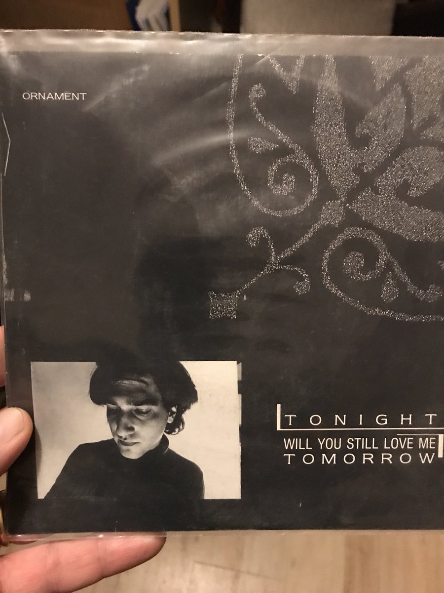 Mattpayne22's tweet photo. @MrGregDulli I have this on 7β vinyl. Do you know if it is available to download anywhere? #uttergenius #marcymays @theafghanwhigs #afghanwhigs https://t.co/jRPZjH3Fao