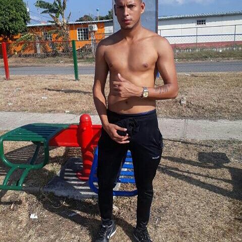 AngelMo09352216's tweet photo. #NuevaFotoDePerfil https://t.co/ZtVYfeFeGw
