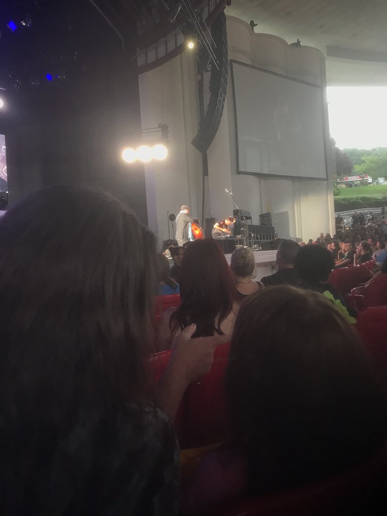 brit_coleman's tweet image. First time hearing these guys and I'm not disappointed #cellogram