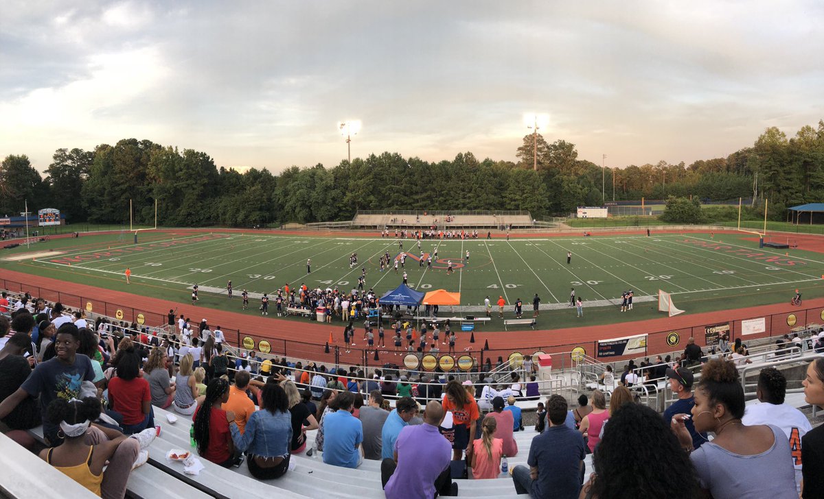 GO SPARTANS!!!! #OurNS2022Story #Freshspartans22 💙🧡💙🧡 @DrWilkinsNSHS