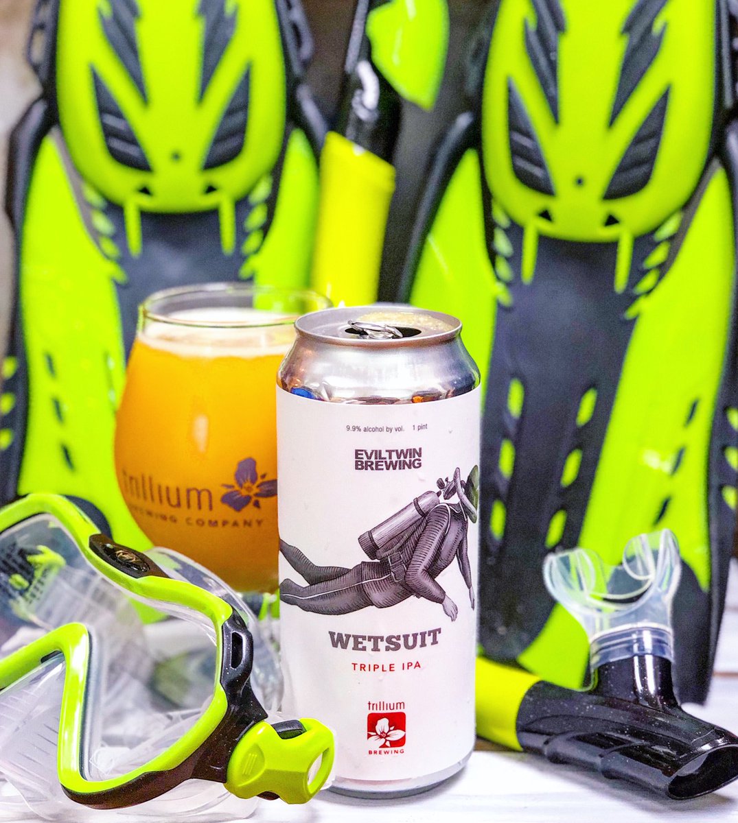 Dinners_Dunn's tweet photo. #FridayFeeling and enjoying this Wet Suit triple IPA collaboration  from @trilliumbrewing &amp; @EvilTwinBrewing This #IPA offers combinations of tropical fruits, melons and citrus. #Cheers 🍻#craftbeer #theweekendishere  #HappyDance #lovebeer https://t.co/2VHNNbPzSX