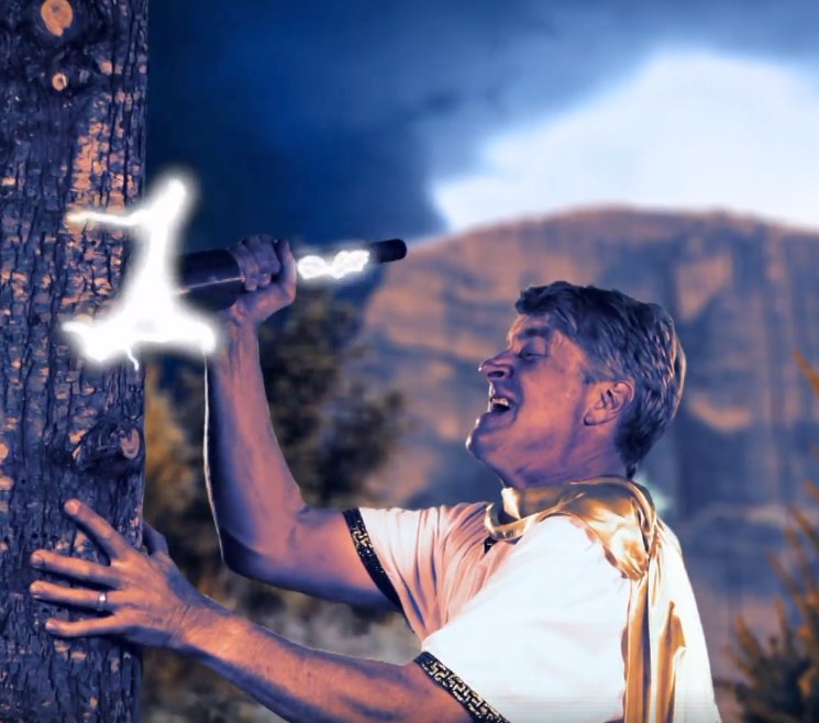 EllyTheGeek's tweet image. This ad for #TreehouseMasters gives me strength. 

Bless u @TheTreehouseMan 🌲🌳