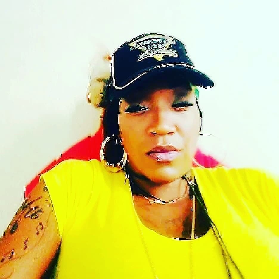 GuruGoonet's tweet photo. Whut ever itis to take back our Masonaricium Frum what frum Its Bitches our Un Hick Bitches Get At it https://t.co/RG3NHxRdht