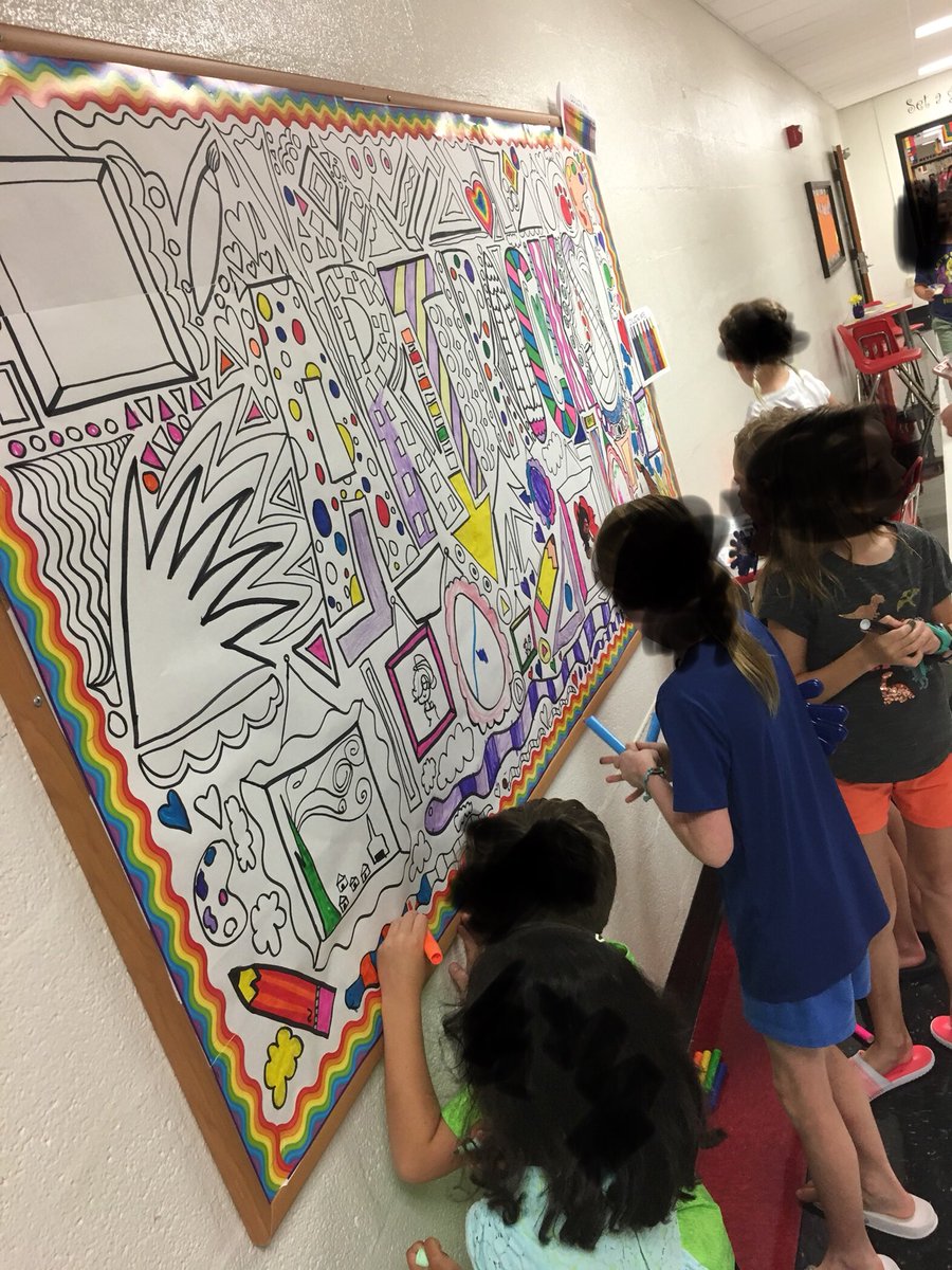 Pond Panthers loved coloring the giant bulletin board at Open House! #ArtRocks @PondElem @PondElemAP