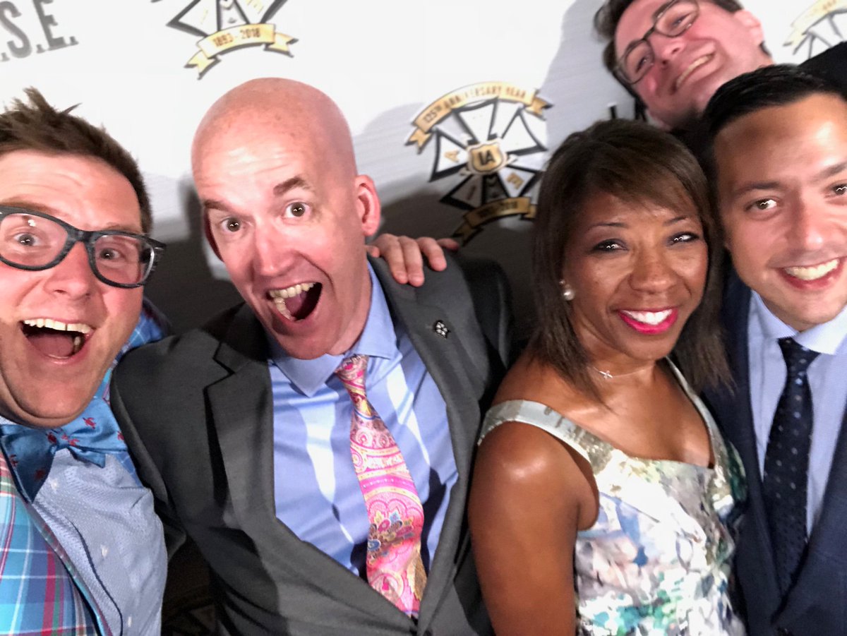 Doing my best "Radar face" with <a href="/IARadar/">Radar Bateman</a> at #IATSE125 last night.