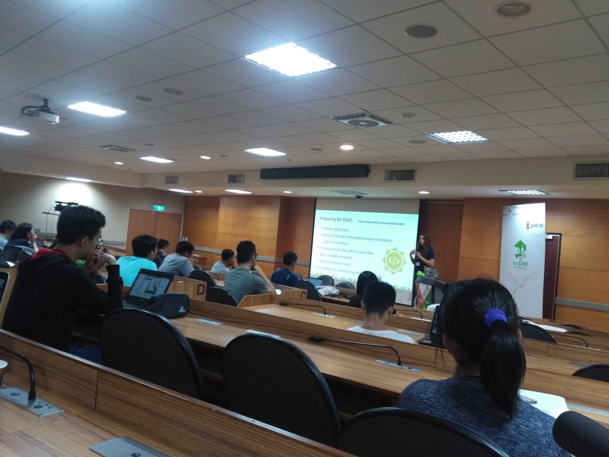uajain_'s tweet photo. @anamma_06 is explaining how to get involved in Google summer of code #GSoC #GNOMEAsia2018 #COSCUP  #opensuseasia https://t.co/kOGLaPTrxn