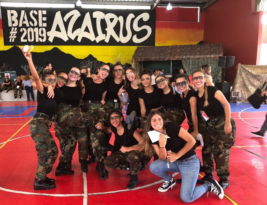 ikaly15's tweet photo. Senior year with my girls❤️🔥 #SEN19R #Azairus #elcoori #mamitaquepajó https://t.co/SZN0rHhcR4
