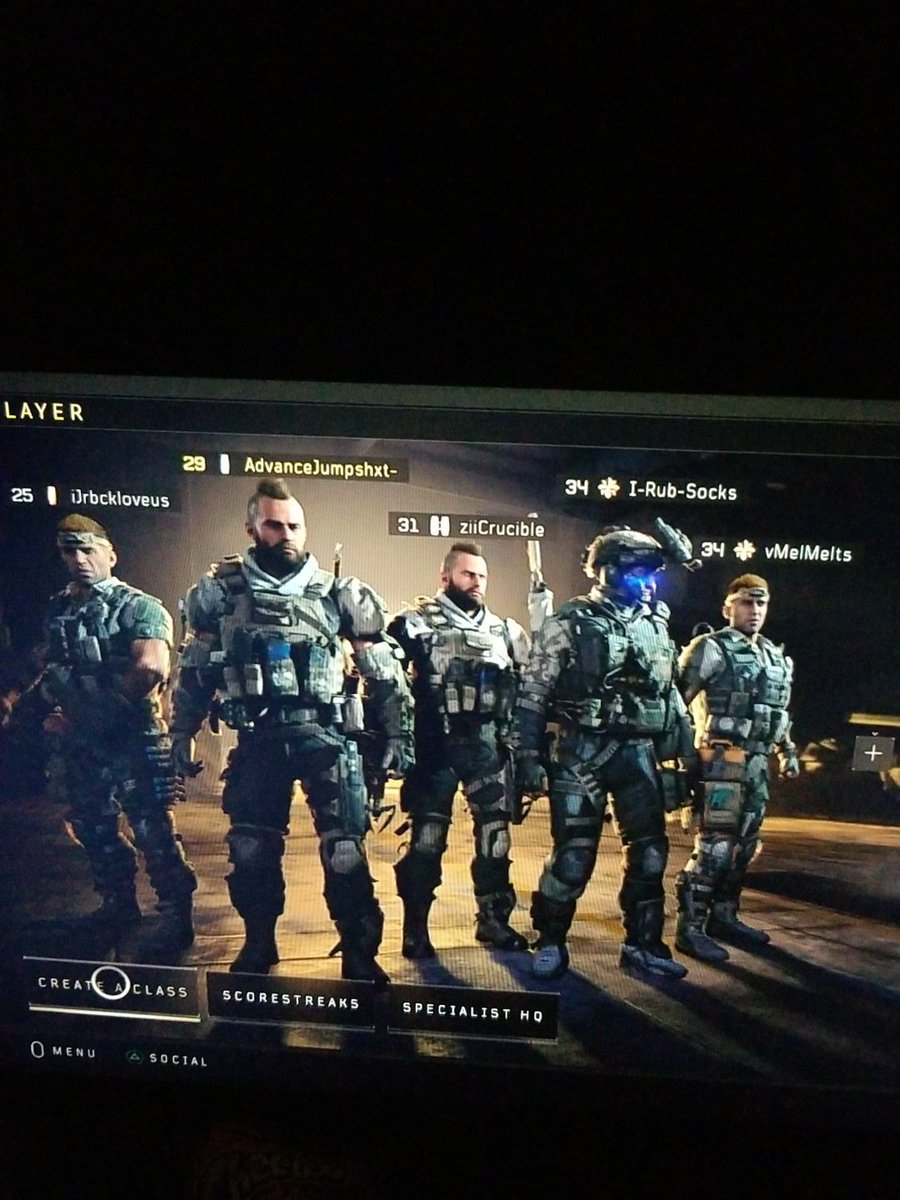 zWeConquerAll's tweet photo. BLACKS OPS 4 5 MAN! #KFBG https://t.co/Kai1sV7pqo