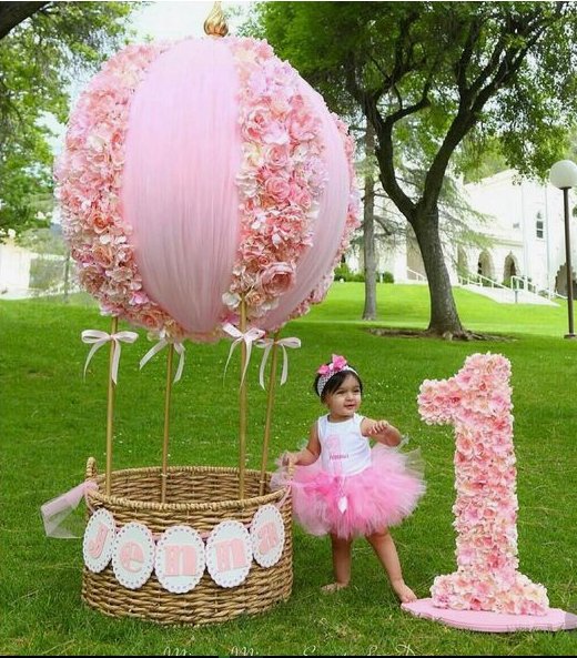 parentschild1's tweet photo. #birthday #birthdaygirl #cute #Enjoy #party https://t.co/Snupv6Yd4A