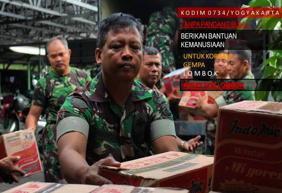 Kepedulian Kodim 0734/Yogyakarta untuk meringankan korban gepa Lombok, NTB.<a href="/pendamdiponego1/">pendam diponegoro</a> <a href="/Puspen_TNI/">Pusat Penerangan TNI</a> <a href="/humas_jogja/">Humas Pemda DIY</a> <a href="/humas_bsnjogja/">Basarnas Yogyakarta</a>