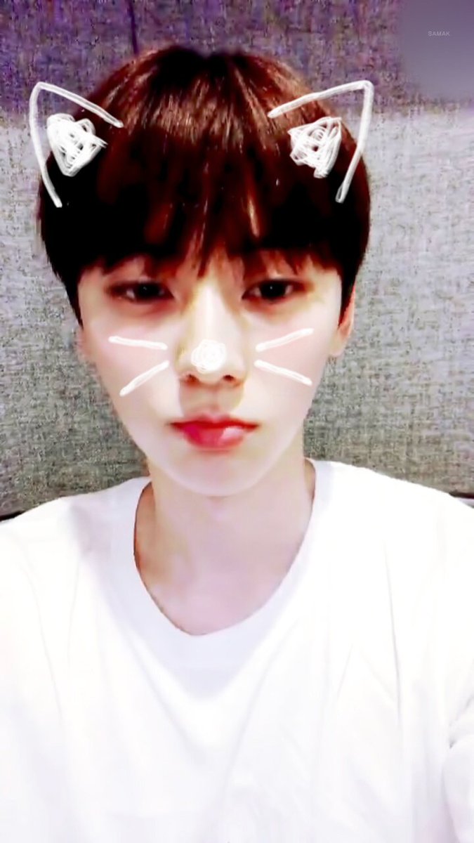 samak0809_v's tweet photo. 180809 #황민현 https://t.co/WOwbvHBFv9
