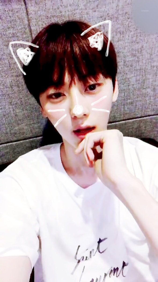 samak0809_v's tweet photo. 180809 #황민현 https://t.co/WOwbvHBFv9