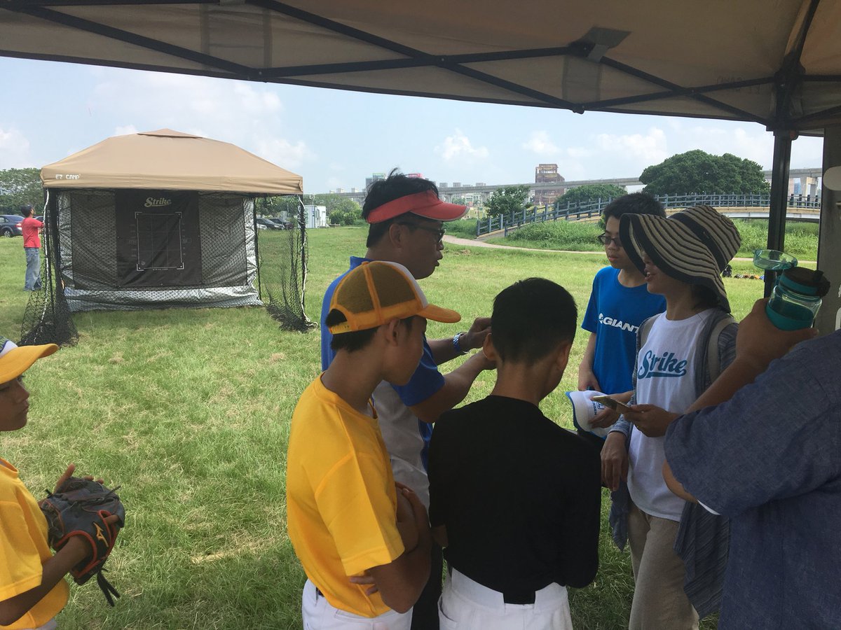 RaytacCorp's tweet photo. Experienced the Smart baseball by Strike Taiwan!
The baseball employs #Raytac #MDBT40 module powered by #Nordic #nRF51822 solution! https://t.co/IrF2gwFrMw